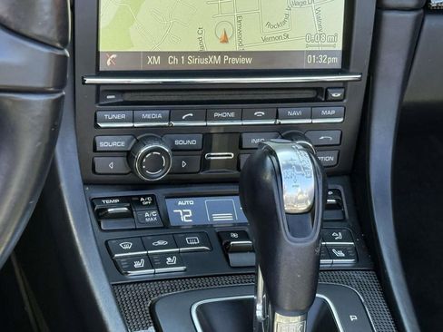 Used 2016 Porsche 911 Turbo S image 19