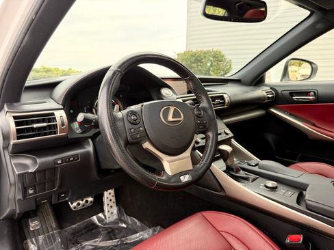 Used 2016 Lexus IS 200t w/ F Sport Package RWD image 22