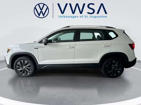 Certified 2024 Volkswagen Taos S image 4