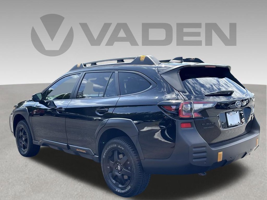 Used 2025 Subaru Outback Wilderness AWD/4WD image 3