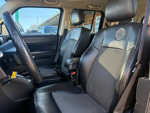 Used 2014 Jeep Patriot Latitude w/ Freedom Edition Package image 12