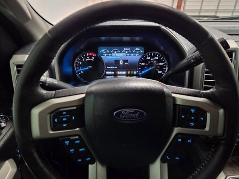 Used 2017 Ford F250 Lariat w/ Lariat Value Package image 42