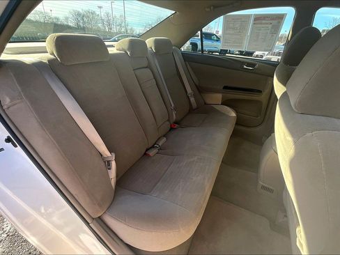 Used 2006 Toyota Camry LE image 23