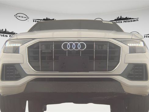 Used 2023 Audi Q8 Premium Plus AWD/4WD image 5