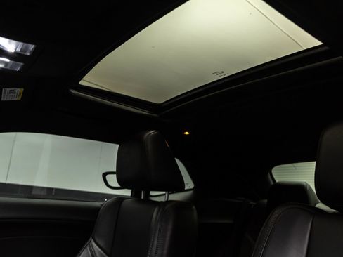 Used 2018 Dodge Challenger SXT Plus image 31