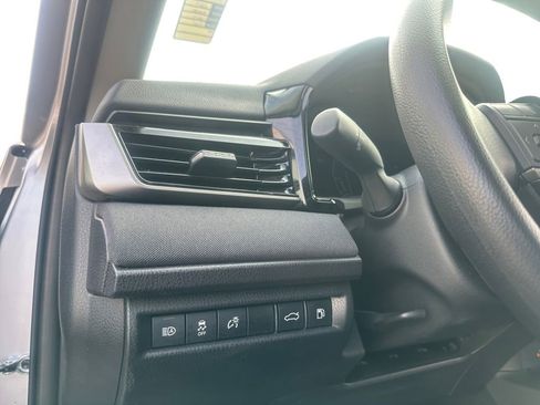 Used 2025 Toyota Camry LE FWD image 13