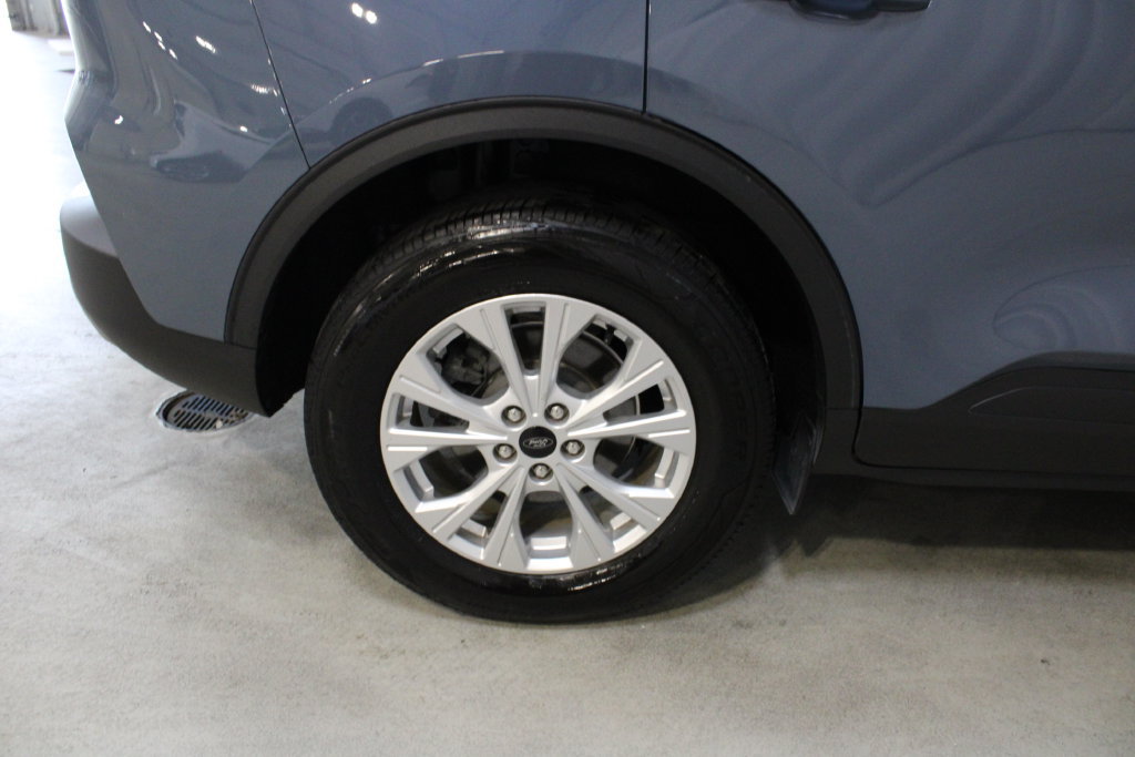 Used 2023 Ford Escape Active AWD/4WD image 26