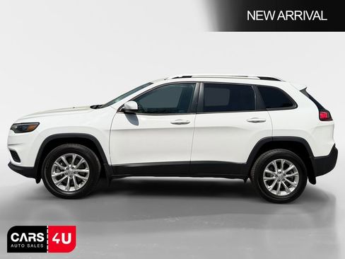 Used 2020 Jeep Cherokee Latitude w/ Cold Weather Group image 4