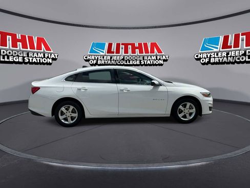 Used 2023 Chevrolet Malibu LS FWD image 9