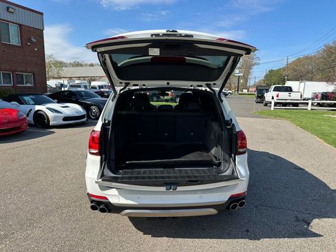 Used 2018 BMW X5 xDrive50i image 33