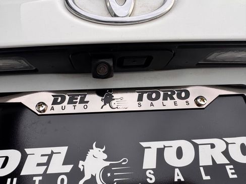 Used 2017 Toyota Corolla SE w/ SE Premium Package image 13