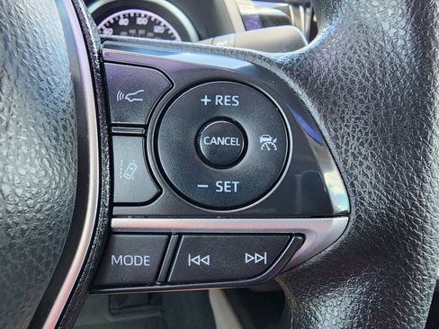 Used 2023 Toyota Camry LE image 18