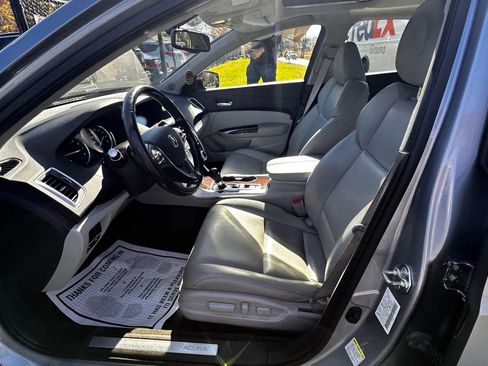 Used 2015 Acura TLX image 18