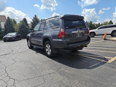Used 2008 Toyota 4Runner SR5 w/ SR5 Extra Value Pkg 1 AWD/4WD image 3