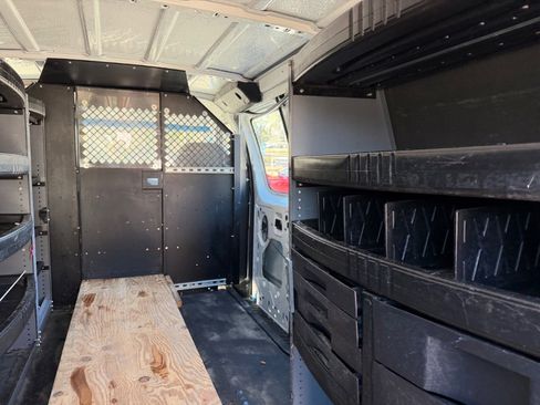 Used 2006 Ford E-250 and Econoline 250 image 31