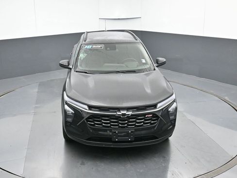 Certified 2026 Chevrolet Trax RS w/ Driver Confidence Package image 50