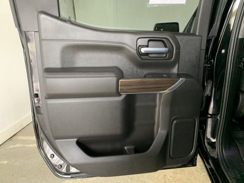 Used 2022 Chevrolet Silverado 1500 RST image 40