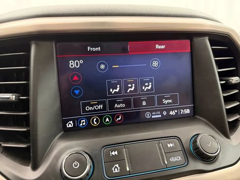 Used 2021 GMC Acadia Denali w/ Denali Technology Package AWD/4WD image 29