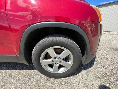 Used 2015 Chevrolet Trax LS AWD/4WD image 14
