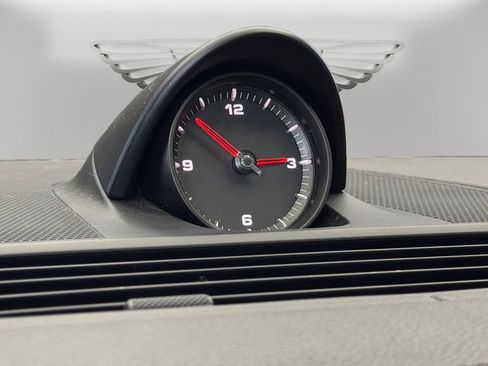 Used 2020 Porsche Panamera image 22