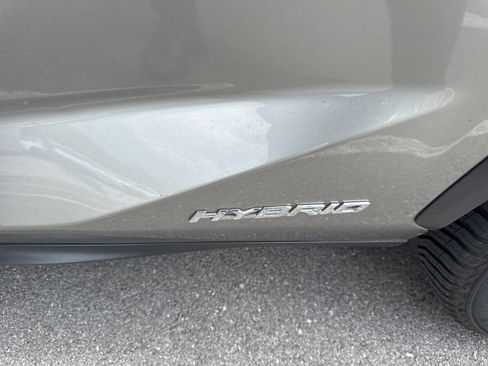 Used 2018 Lexus NX 300h AWD w/ Luxury Package image 18