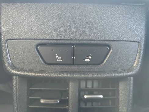 Used 2025 Chevrolet Equinox RS w/ Convenience Package III image 26