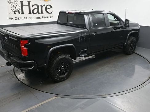 New 2026 Chevrolet Silverado 2500 ZR2 w/ LPO, Dark Essentials Package AWD/4WD image 18