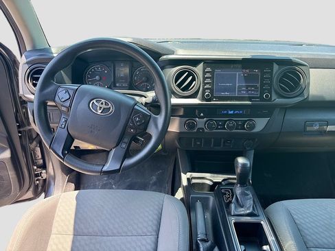 Used 2022 Toyota Tacoma SR AWD/4WD image 27