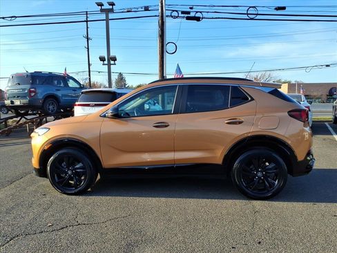 Used 2024 Buick Encore GX Sport Touring w/ Comfort Package image 4