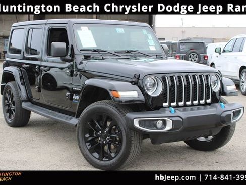 Used 2023 Jeep Wrangler Unlimited Sahara image 1