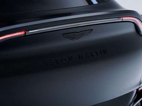 Used 2025 Aston Martin DBX 707 image 13