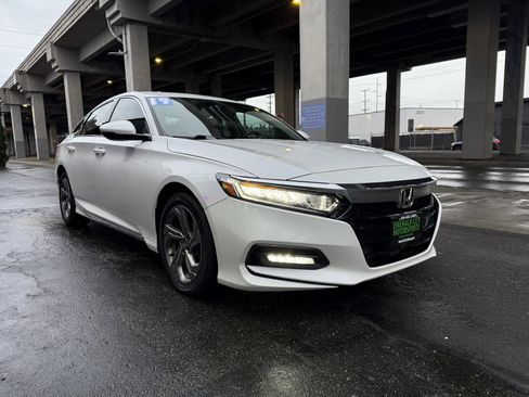 Used 2019 Honda Accord EX-L image 3