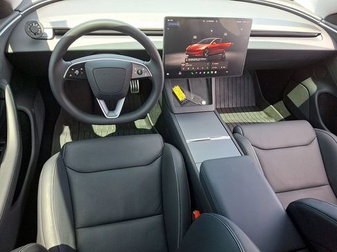 Used 2025 Tesla Model 3 Performance AWD/4WD image 11