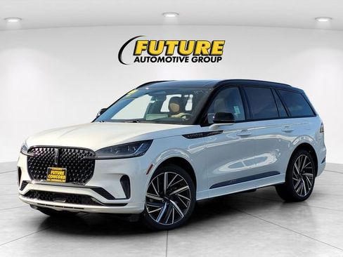 New 2026 Lincoln Aviator Black Label w/ Black Label Special Edition image 2
