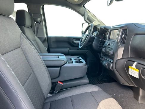 New 2026 Chevrolet Silverado 2500 Custom w/ Custom Value Package RWD image 17