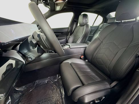 Used 2025 BMW 530i image 20