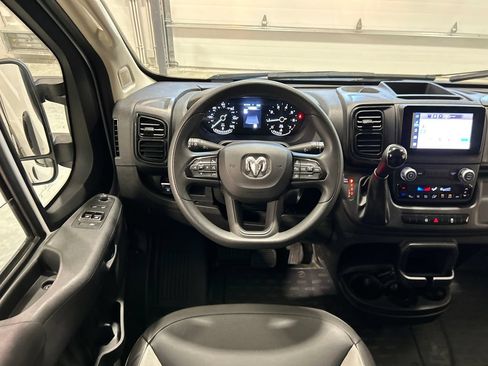 Used 2026 RAM ProMaster 2500 w/ Convenience Group FWD image 24