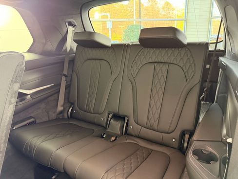 New 2026 BMW X7 M60i image 20