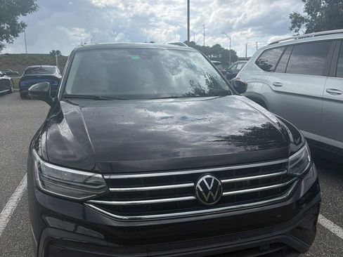 Used 2022 Volkswagen Tiguan SE FWD image 7