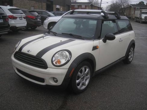 Used 2010 MINI Cooper Clubman Hardtop image 1