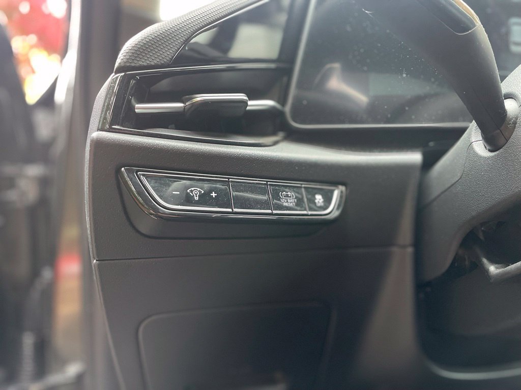 Used 2025 Kia Niro EX FWD image 13