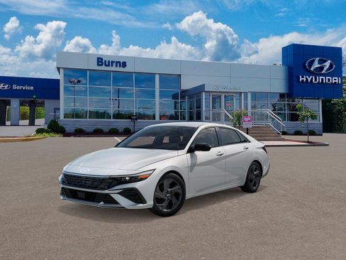 New 2026 Hyundai Elantra SEL Sport FWD image 1
