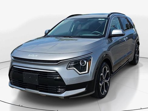 Used 2024 Kia Niro EX Touring FWD image 10