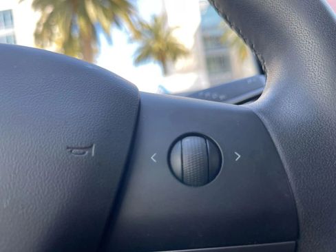 Used 2019 Tesla Model 3 Long Range image 27