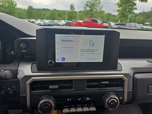 Used 2024 Toyota Tacoma SR5 w/ SR5 Upgrade Package RWD image 19