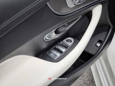 Used 2018 Mercedes-Benz E 400 4MATIC Coupe image 25