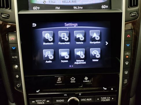 Used 2019 INFINITI Q50 Luxe w/ Essential Package (3.0T Luxe) image 23