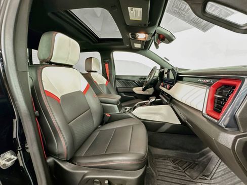 Used 2023 GMC Canyon AT4X AWD/4WD image 31