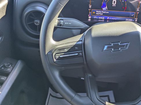 Used 2023 Chevrolet Colorado Trail Boss image 20