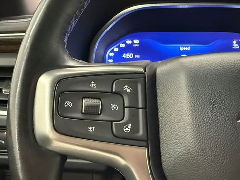 Used 2023 Chevrolet Suburban Premier image 19